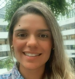 Ana Carolina Salomão.jpeg
